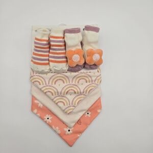 NEW Petite L'Amour 5 Pc Bandana Bib & Sock Gift Set Newborn Girl